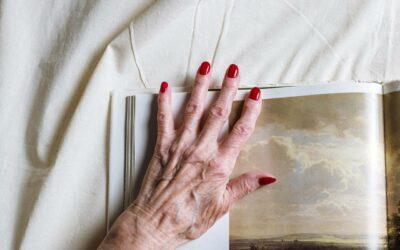 Aliviar el dolor de la mujer con artritis